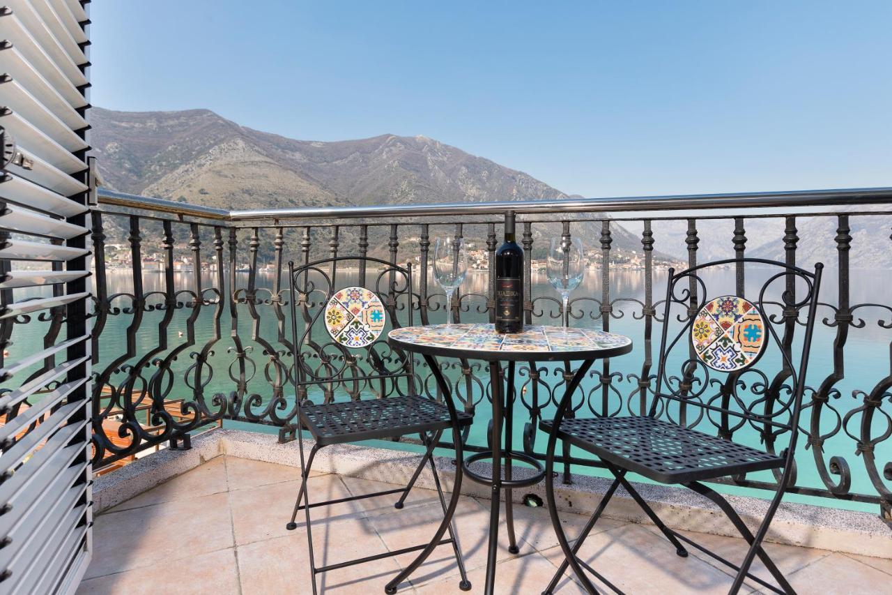 Promenade Rose Apartment โกตอร์ ภายนอก รูปภาพ