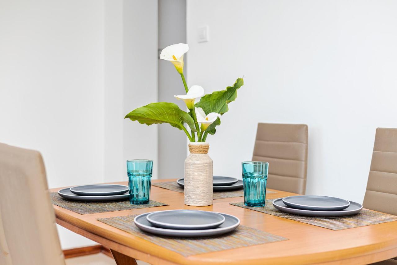 Promenade Rose Apartment โกตอร์ ภายนอก รูปภาพ