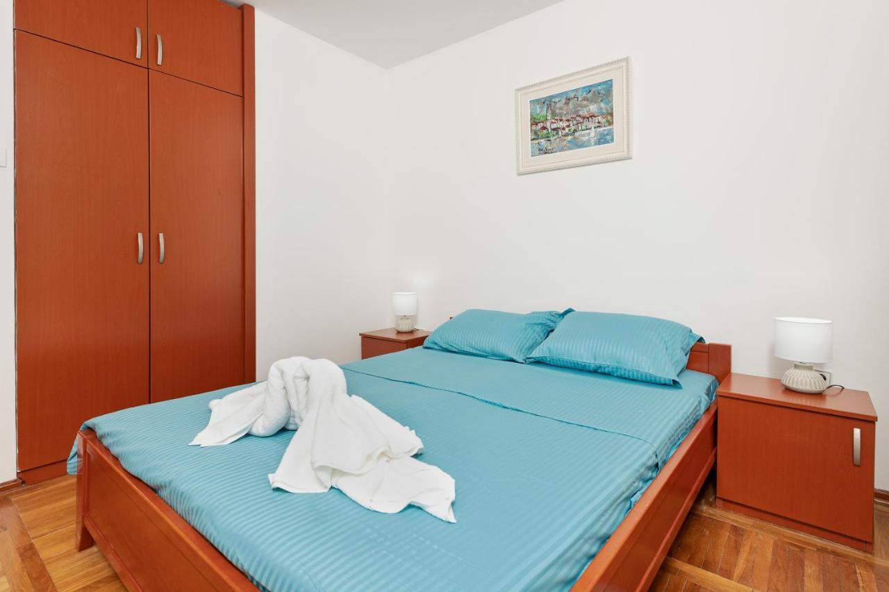 Promenade Rose Apartment โกตอร์ ภายนอก รูปภาพ